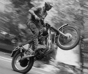 Rolf Tibblin : le saut de l'Aqua Minerale a Imola